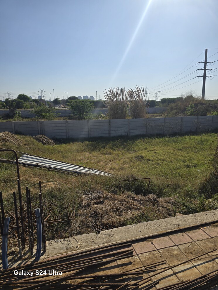 undefined, new-palam-vihar-3  270 Sq.Yd. Plot In Sector 111 Gurgaon 8142442