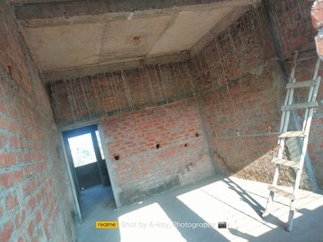Room in 3.5 BHK Independent House at Dhamna – for Sale