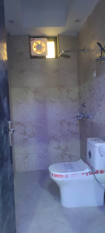 Bathroom in 3 BHK Builder Floor at Nipun Plaza, Vaishali Sector 4 – for Sale