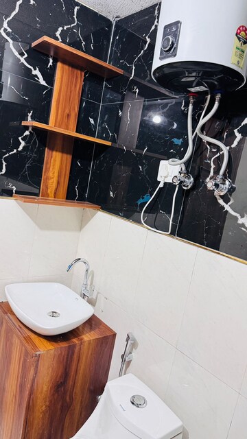 Attached Bathroom in 2 BHK Apartment at Pyramid Elite, Sector 86 – for Rent