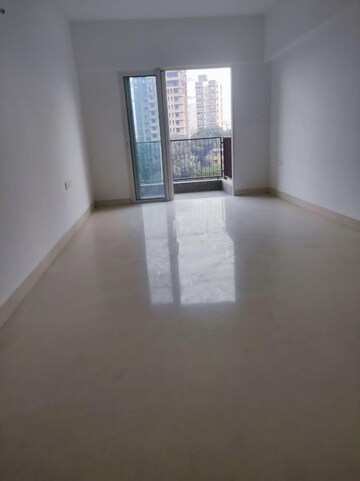Room in 1 BHK Apartment at Aashirwad Apartments, Andheri West – for Rent