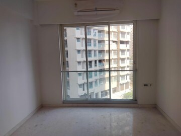 Room in 2 BHK Apartment at Ekta Tripolis, Goregaon West – for Rent