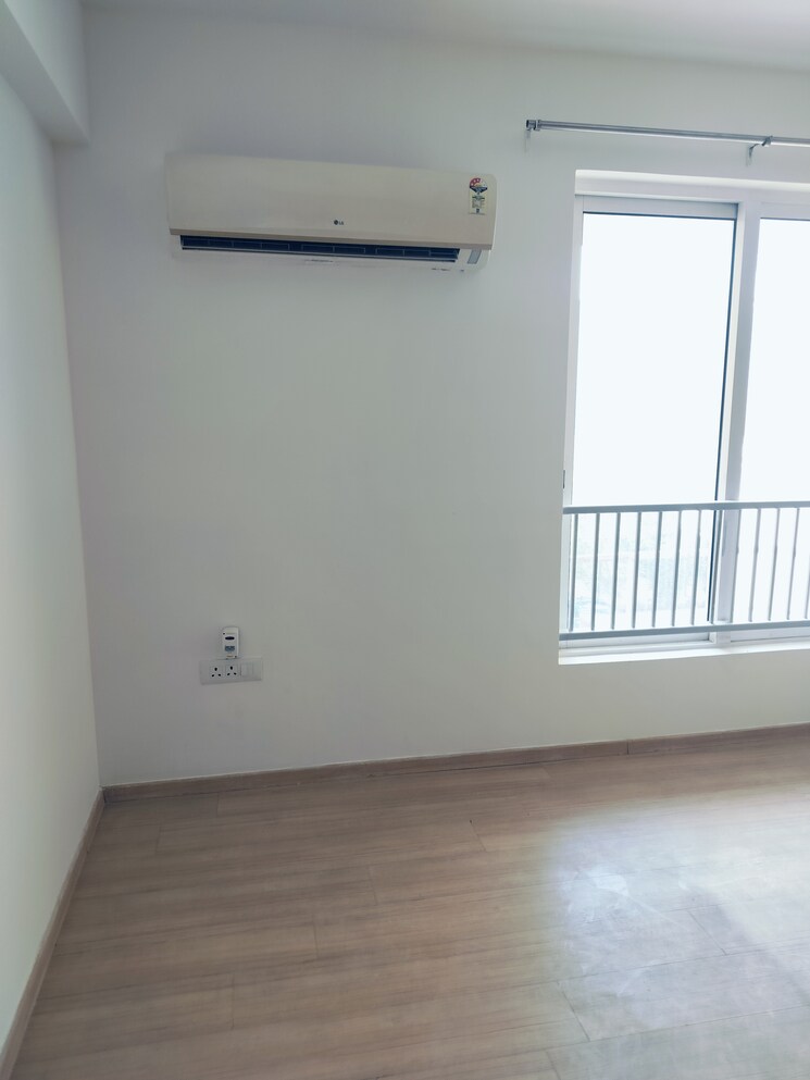 Room, dlf-the-skycourt 3 Bedroom 1931 Sq.Ft. Apartment In Sector 86 Gurgaon 8142646