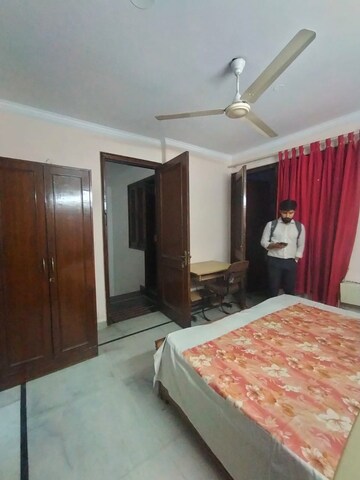 Bedroom in 1 RK Builder Floor at Defence Colony – for Rent