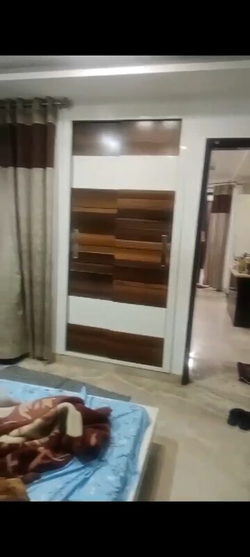 Bathroom in 2 BHK Builder Floor at Shivaji Enclave – for Rent