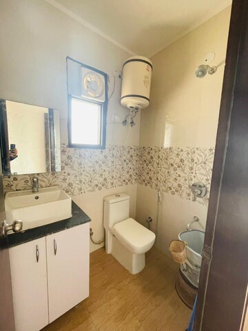 Attached Bathroom in 2 BHK Apartment at Saket – for Rent