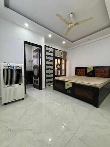 2 BHK Apartment For Rent in Saket