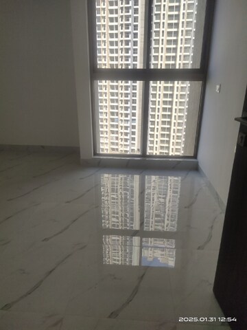 Room in 2 BHK Apartment at Raymond Ten X Vibes, Jk Gram – for Rent