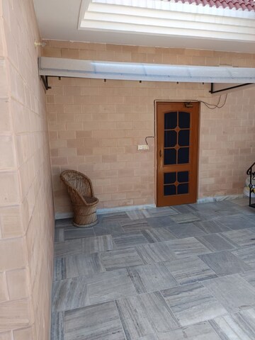 Bathroom in 1 BHK Builder Floor at Sector 48 – for Rent