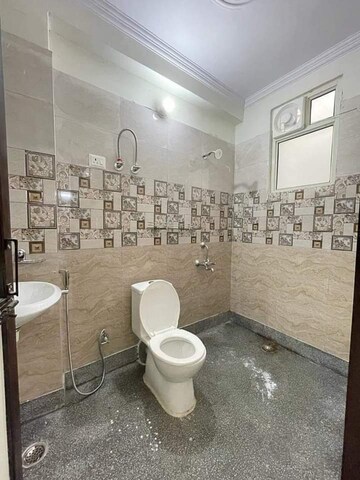 Bathroom in 1 BHK Builder Floor at Saket – for Rent