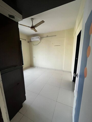 Room in 2 BHK Apartment at Ghansoli Sector 15 – for Rent