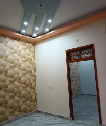 Bedroom in 2 BHK Independent House at Jankipuram – for Rent