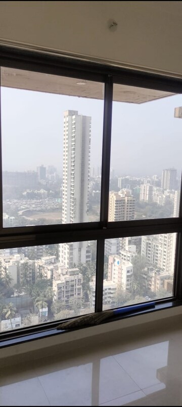 Master Bedroom in 1 BHK Apartment at Chandak Nishchay, Borivali East – for Rent