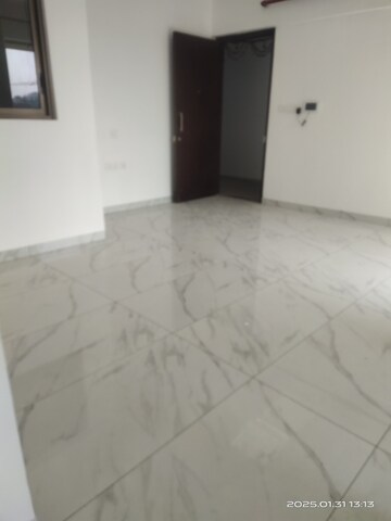 Room in 2 BHK Apartment at Raymond Ten X Vibes, Jk Gram – for Rent