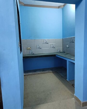 Swimming Pool in 2 BHK Villa at Aliganj – for Rent