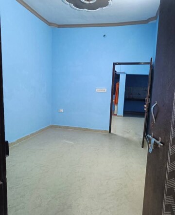 Room in 2 BHK Villa at Aliganj – for Rent