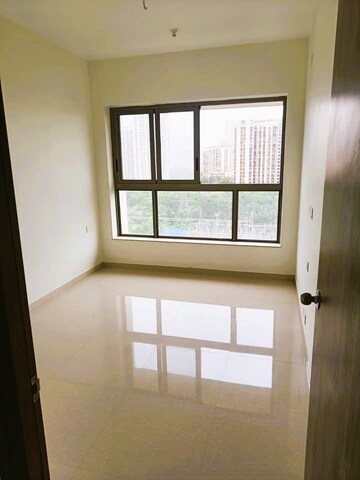 Room in 1 BHK Apartment at Mahavir Kanti Dreams, Nalasopara East – for Sale