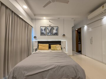 Bedroom in 3 BHK Apartment at Kalpataru The Sunrise, Kolshet Road – for Sale