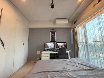 Bedroom in 3 BHK Apartment at Kalpataru The Sunrise, Kolshet Road – for Sale