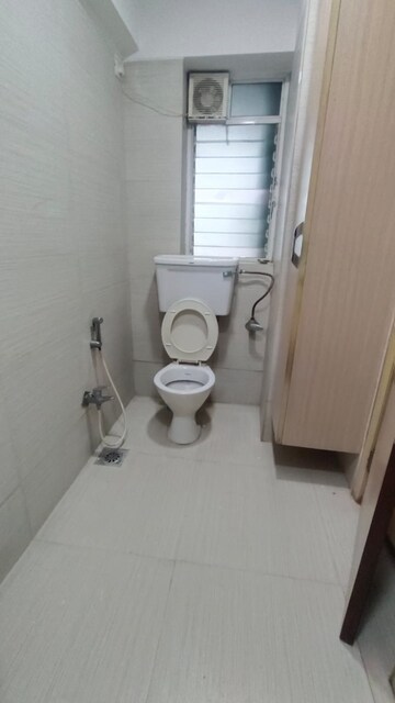 Bathroom in 4 BHK Apartment at Lokhandwala Whispering Palms XXclusives, Kandivali East – for Sale
