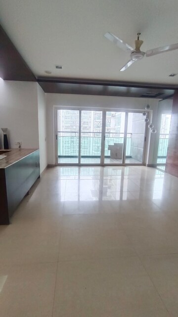 Room in 4 BHK Apartment at Lokhandwala Whispering Palms XXclusives, Kandivali East – for Sale