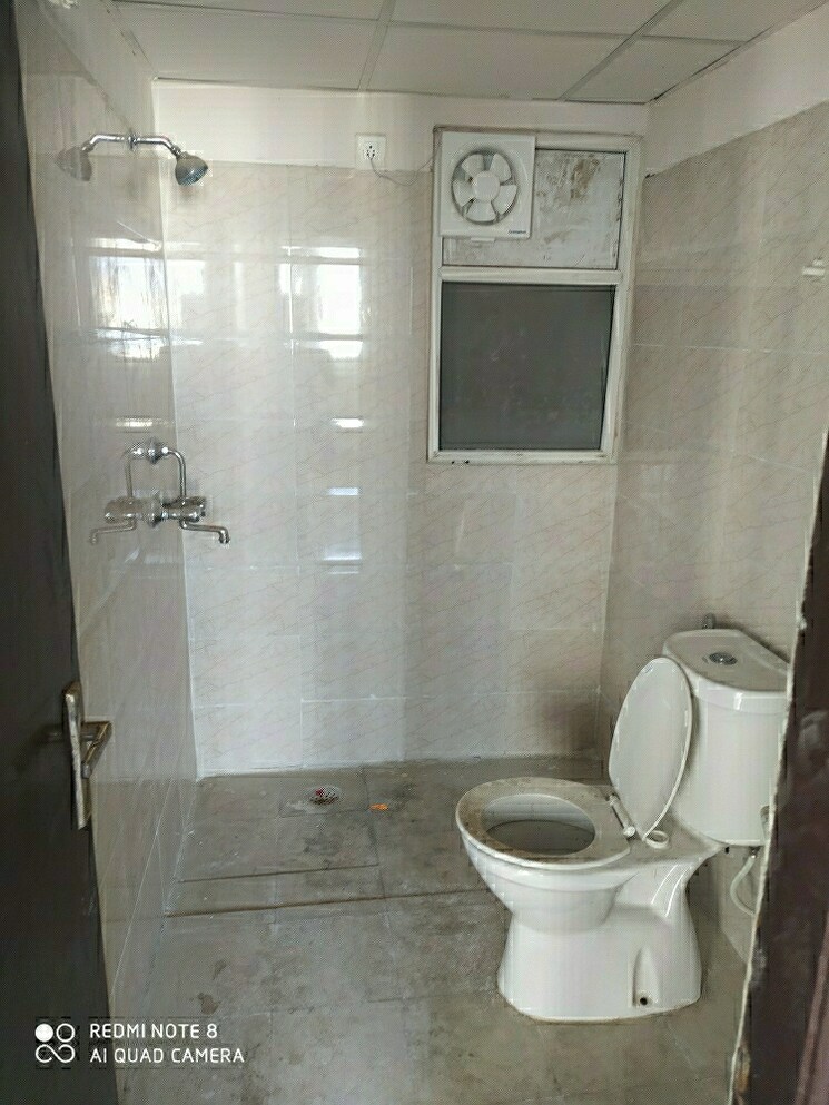 Bathroom, gaur-city-2-14th-avenue 3 Bedroom 1160 Sq.Ft. Apartment In Sector 16c Greater Noida Greater Noida 8143144