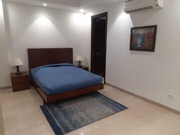 Bedroom in 3 BHK Builder Floor at Defence Colony – for Rent