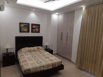 Bedroom in 3 BHK Builder Floor at Defence Colony – for Rent