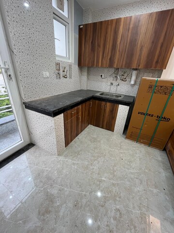 Kitchen in 1 BHK Apartment at Ansal Sushant Lok I, Sector 43 – for Rent