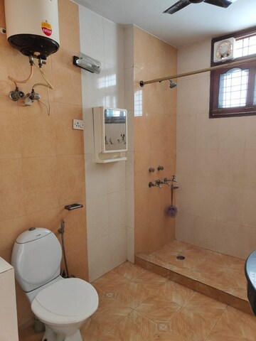 Bathroom in 3 BHK Builder Floor at Omaxe Designer Villas Mayfield Garden, Sector 51 – for Rent
