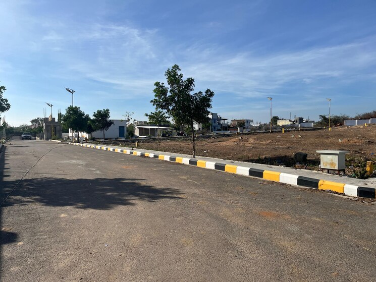 undefined, shukruthi-pranavi-pride  150 Sq.Yd. Plot In Bacharam Hyderabad 8143338
