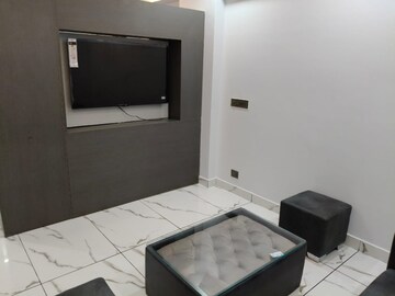 Living Room in 1 BHK Apartment at Sector 45 – for Rent