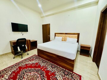 4 BHK Apartment For Rent in Sunworld Vanalika, Sector 107