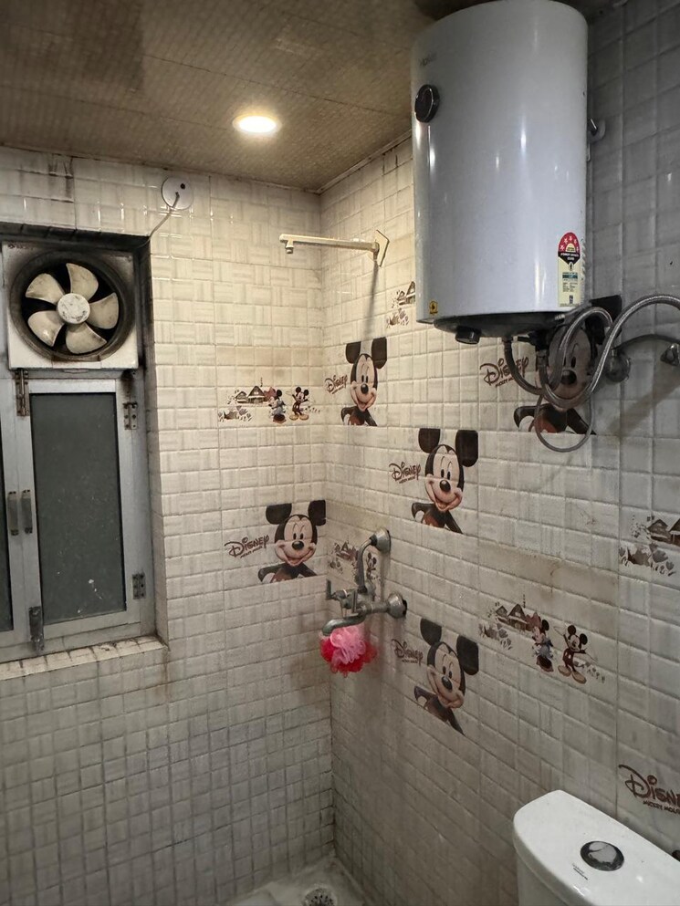 Bathroom, amrapali-eden-park 3 Bedroom 1785 Sq.Ft. Apartment In Sector 50 Noida 8143379