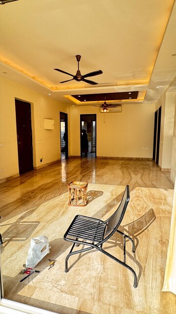 Furnished Amenities in 3 BHK Builder Floor at Ansal Sushant Lok I, Sector 43 – for Rent