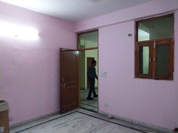 Room in 2 BHK Apartment at Vasundhara Sector 1 – for Rent