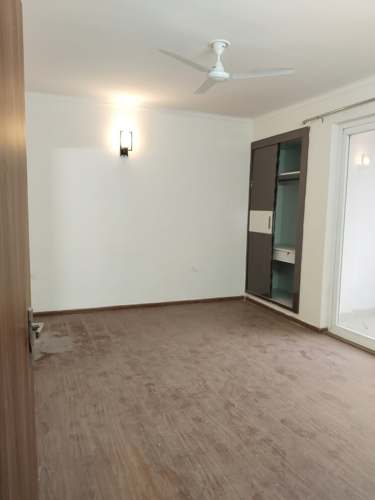 Room, amrapali-leisure-park 3 Bedroom 1730 Sq.Ft. Apartment In Amrapali Leisure Valley Greater Noida 8143497