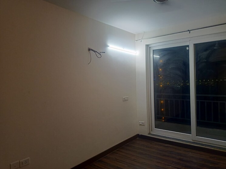 Room, landmark-the-residency 3 Bedroom 1710 Sq.Ft. Apartment In Sector 103 Gurgaon 8143503