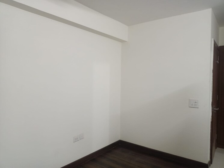 Room, landmark-the-residency 3 Bedroom 1710 Sq.Ft. Apartment In Sector 103 Gurgaon 8143503
