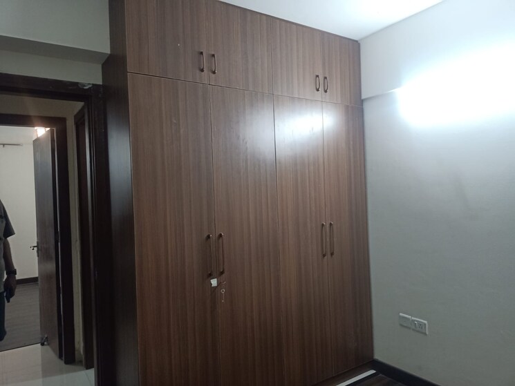 Room, landmark-the-residency 3 Bedroom 1710 Sq.Ft. Apartment In Sector 103 Gurgaon 8143503