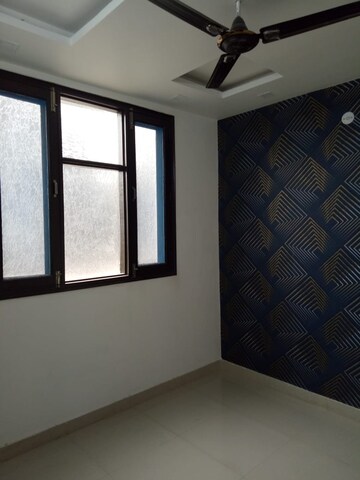 2 BHK Apartment For Rent in Vasundhara Sector 1