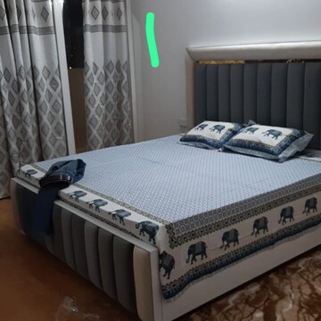 Bedroom in 2.5 BHK Apartment at Supertech Cape Town, Sector 74 – for Rent