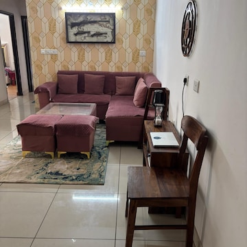 Living Room in 2.5 BHK Apartment at Supertech Cape Town, Sector 74 – for Rent