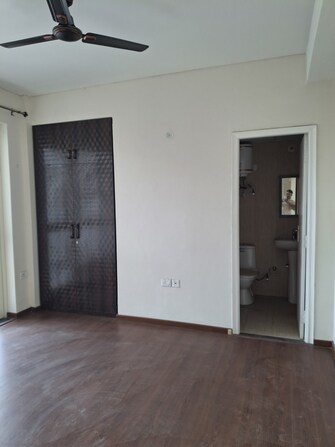 3.5 BHK Apartment For Rent in Imperia Esfera Sector 37c Gurgaon  8143694