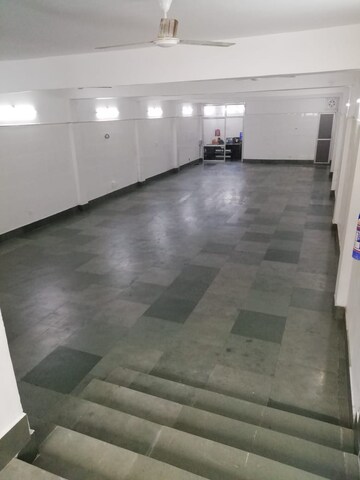 Floor Plan in  Showroom at Gomti Nagar – for Rent