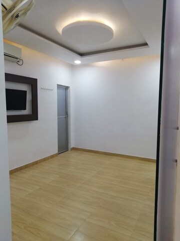 Floor Plan in  Showroom at Gomti Nagar – for Rent