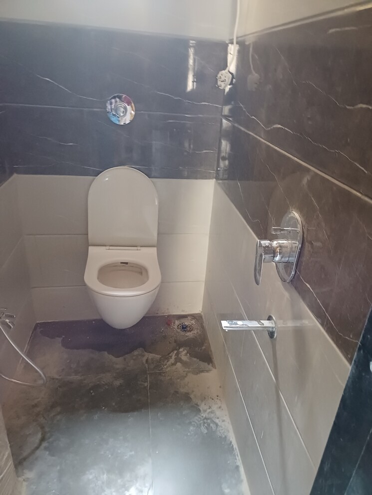 Bathroom, rabale Pg For Girls In Rabale 8143741