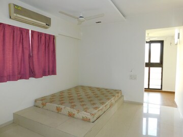 Bedroom in 3 BHK Apartment at Lokhandwala Infrastructure Harmony, Worli – for Rent