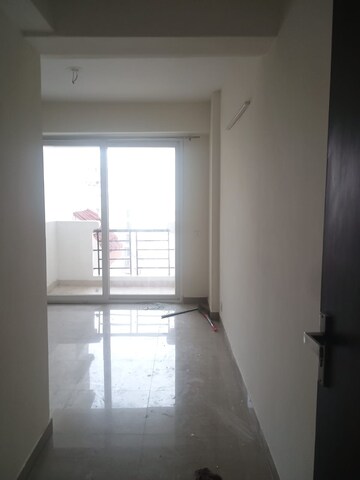 Room in 1 BHK Apartment at New Ashok Nagar – for Rent