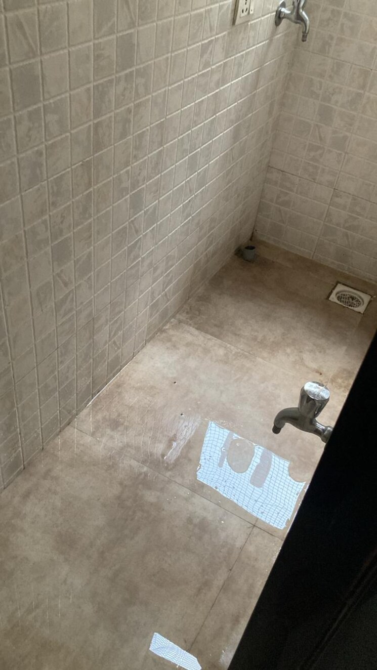 Bathroom, swaraj-chs-moshi 2 Bedroom 690 Sq.Ft. Apartment In Moshi Pune 8143817